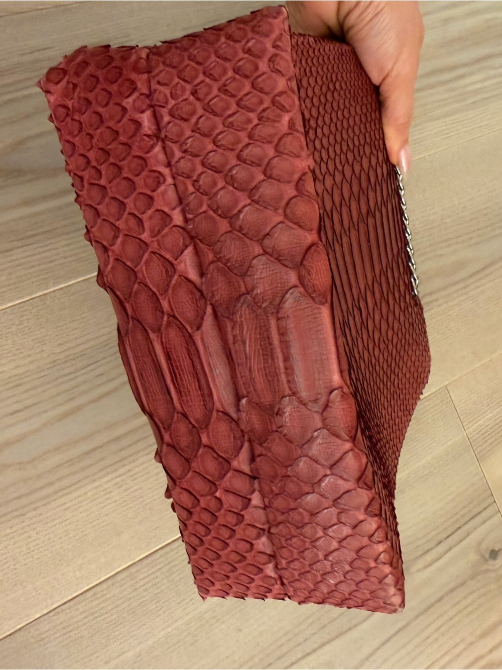 Genuine Red Python skin Chain Shoulder Bag - Picture 2 of 6